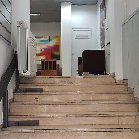 Palette Apartment Chocolate - Athens Center, 6 Bd, 3 Bath Buitenkant foto