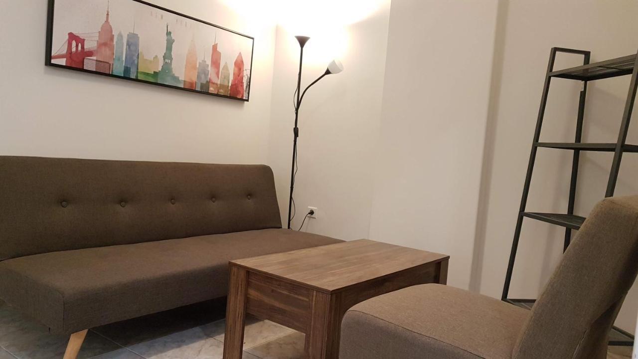Palette Apartment Chocolate - Athens Center, 6 Bd, 3 Bath Buitenkant foto