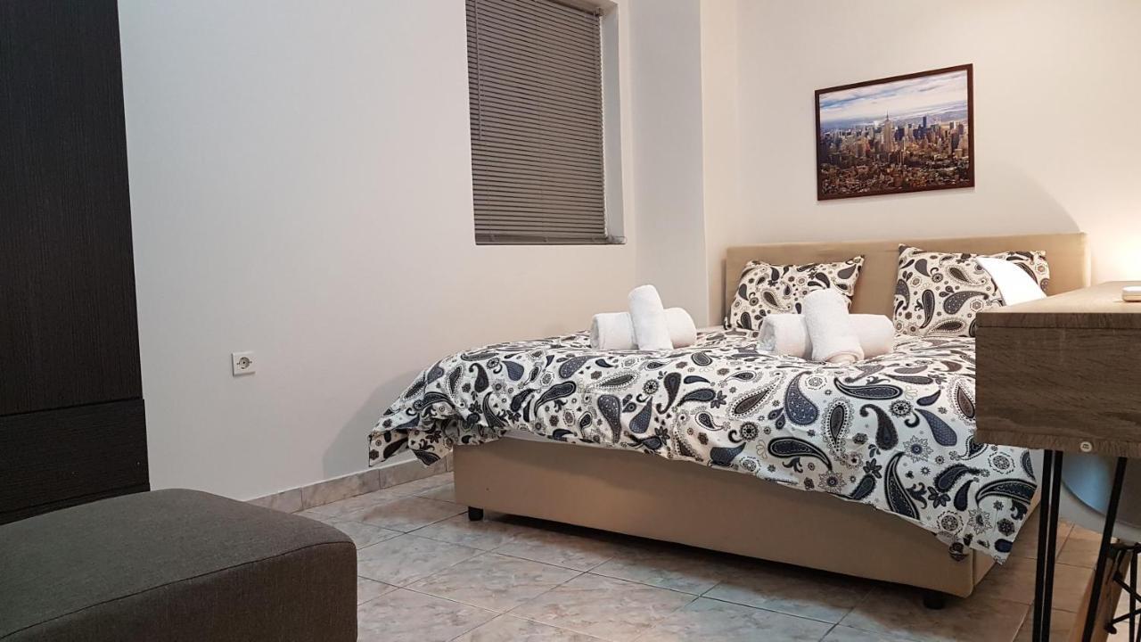 Palette Apartment Chocolate - Athens Center, 6 Bd, 3 Bath Buitenkant foto