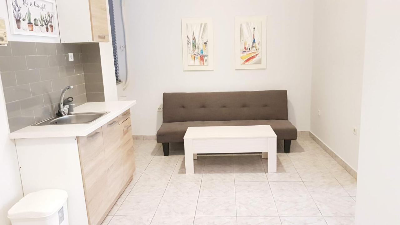 Palette Apartment Chocolate - Athens Center, 6 Bd, 3 Bath Buitenkant foto